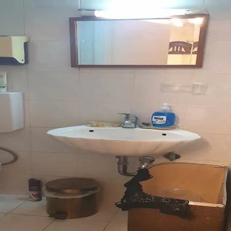 In - Independent For 2 People Apartment Patras
