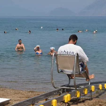 Mare Mare Thalassa B